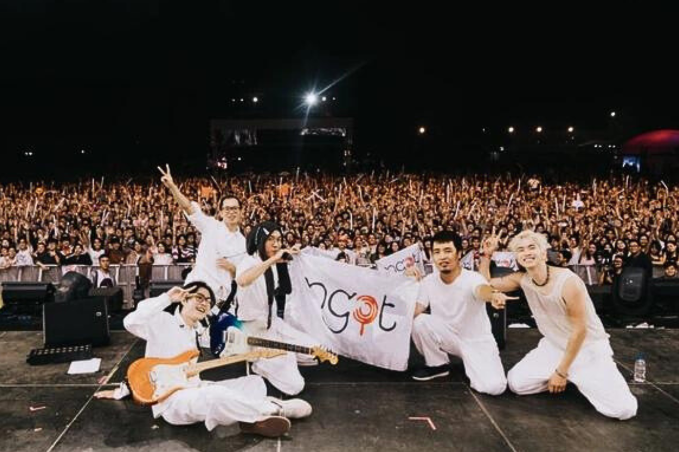 Sân khấu kỷ niệm 10 năm hành trình của Ngọt. Sân khấu kỷ niệm 10 năm hành trình của Ngọt.