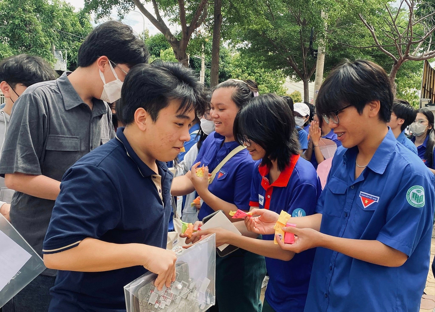 Ảnh: Đoàn trường THPT chuyên Trần Hưng Đạo.