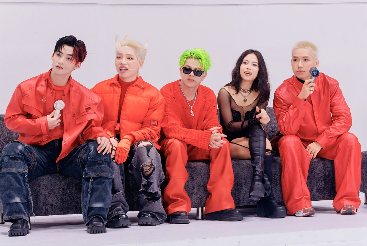 Dù I'm Thinking About You của team Rhyder xứng đáng top 1 nhưng hai tiết mục còn lại quá xuất sắc. Dù I'm Thinking About You của team Rhyder xứng đáng top 1 nhưng hai tiết mục còn lại quá xuất sắc.