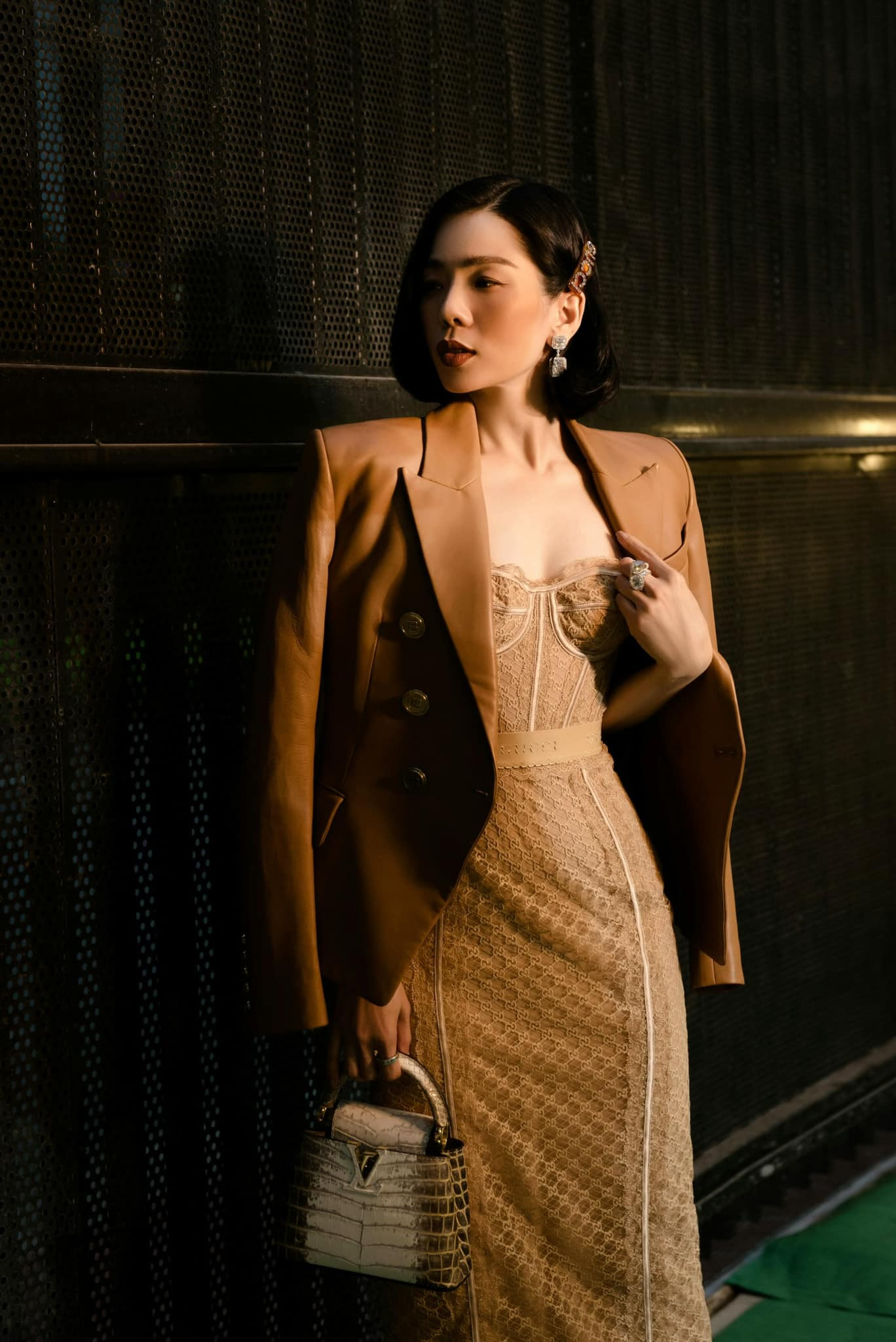 Netizen trông chờ những outfit slay như ngày xưa của "nữ hoàng phòng trà".