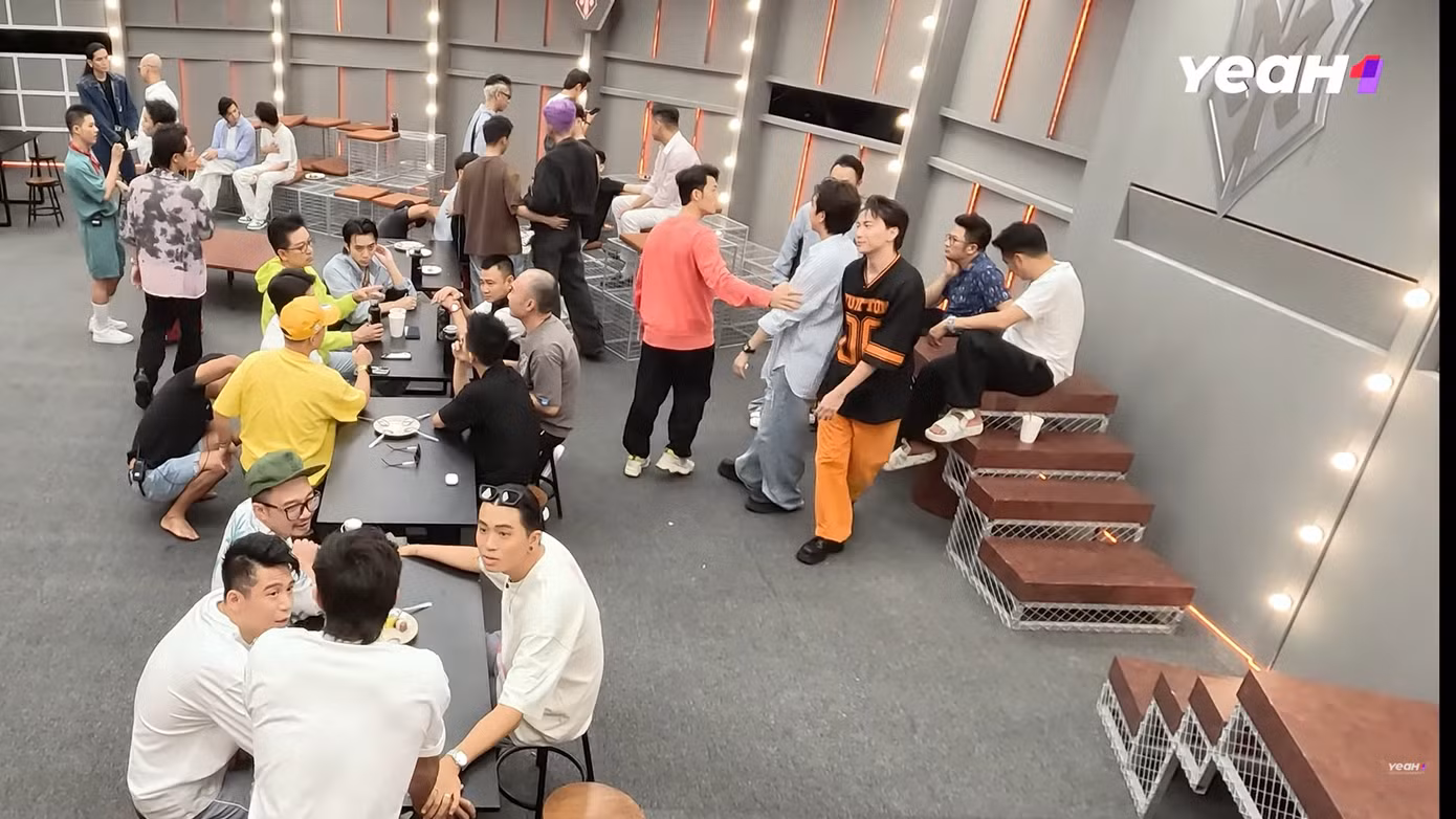 S.T Sơn Thạch lặng lẽ rời đi sau quyết định sáp nhập cùng Nhà Xương Rồng.