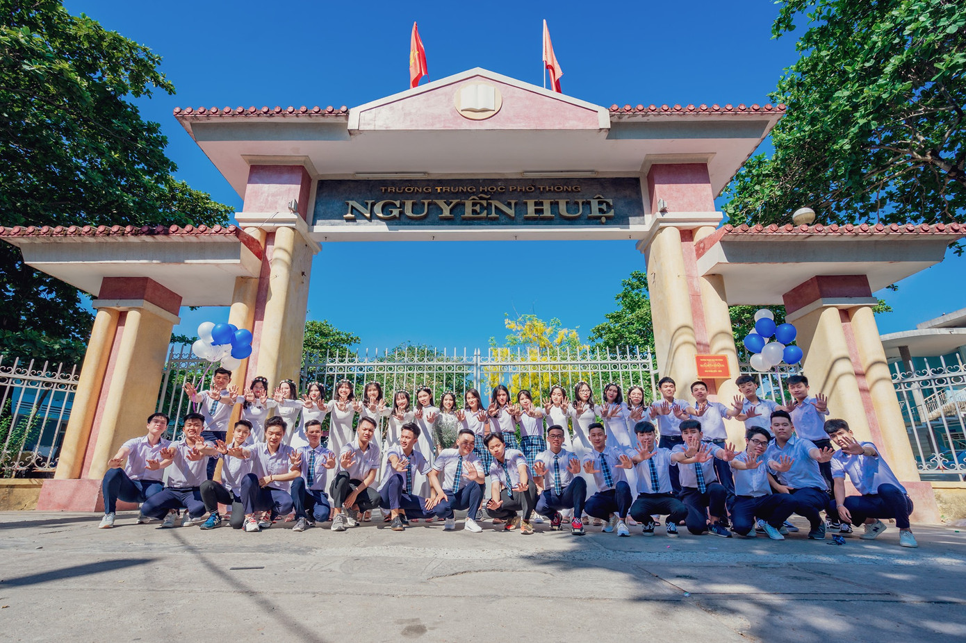 Ảnh: Fanpage Trường THPT Nguyễn Huệ - Huế Ảnh: Fanpage Trường THPT Nguyễn Huệ - Huế