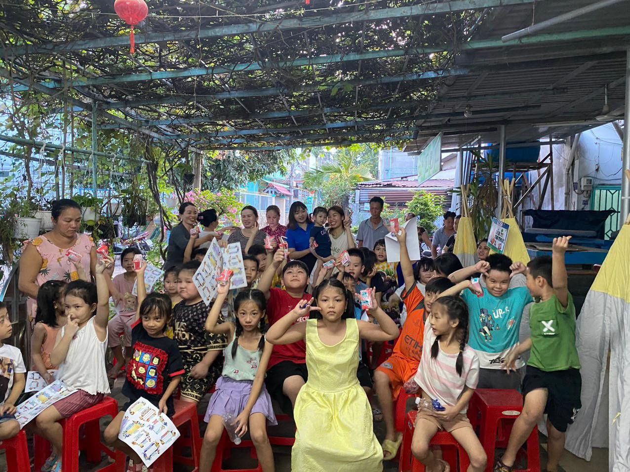 Ảnh: Đoàn Trung tâm GDNN - GDTX Quận 12. Ảnh: Đoàn Trung tâm GDNN - GDTX Quận 12.