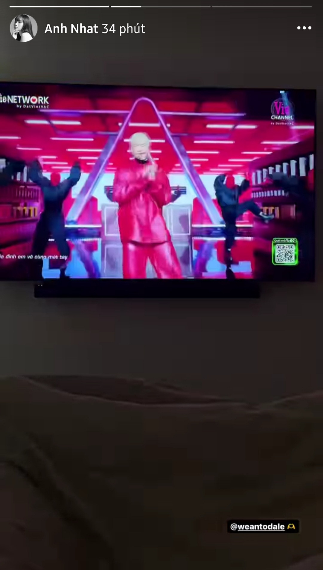 Trưa 14/8, Miu Lê khiến cộng đồng mạng dậy sóng khi lần đầu công khai nhắc tên WEAN LE. Trưa 14/8, Miu Lê khiến cộng đồng mạng dậy sóng khi lần đầu công khai nhắc tên WEAN LE.