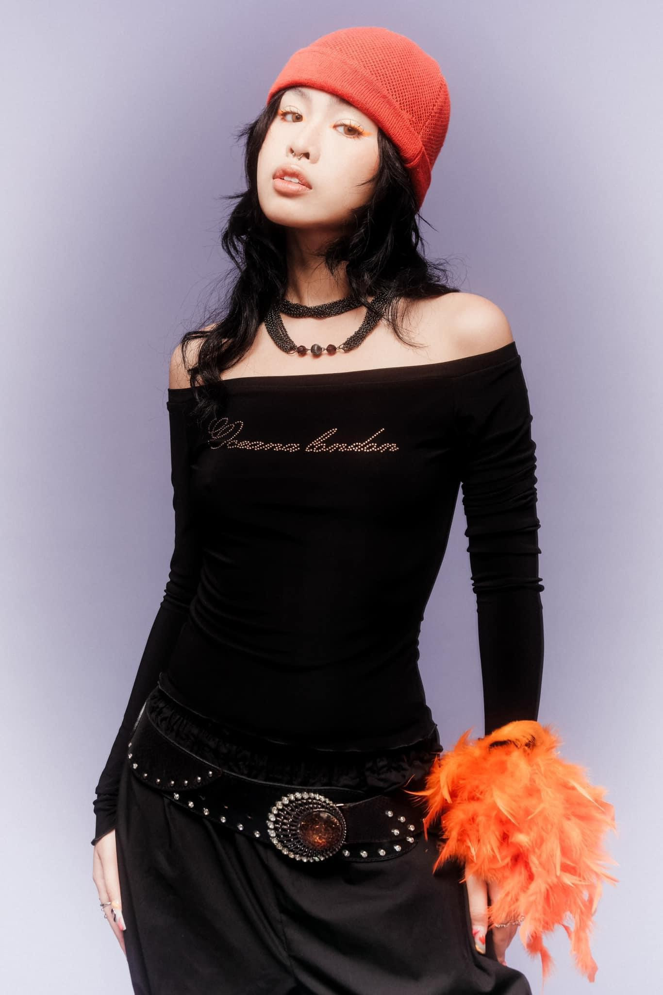 Sau thành công của ca khúc Đợi, 52Hz nhanh chóng trở thành một "hiện tượng mới". Sau thành công của ca khúc Đợi, 52Hz nhanh chóng trở thành một "hiện tượng mới".