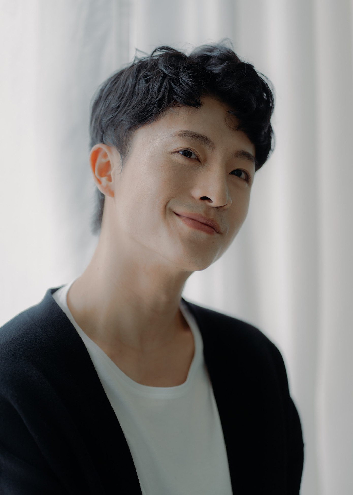 Thông tin có "anh trai" có nhan sắc tuyệt đỉnh, là người nước ngoài khiến cộng đồng mạng lập tức réo tên Harry Lu. Thông tin có "anh trai" có nhan sắc tuyệt đỉnh, là người nước ngoài khiến cộng đồng mạng lập tức réo tên Harry Lu.