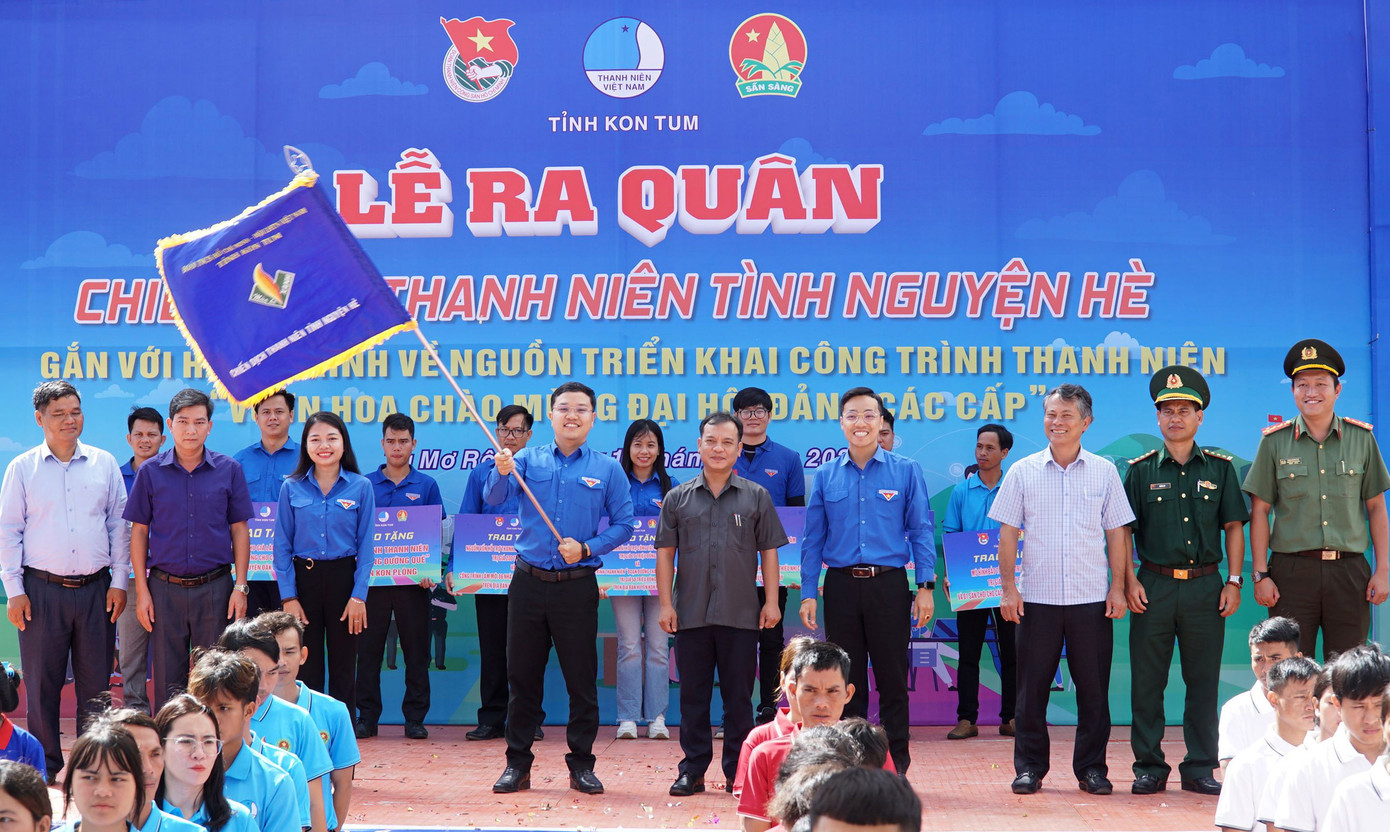 Phát huy tinh thần thanh niên xung kích, tình nguyện là mục tiêu hướng đến của Chiến dịch Thanh niên tình nguyện hè tỉnh Kon Tum. Ảnh: Báo KonTum Online.