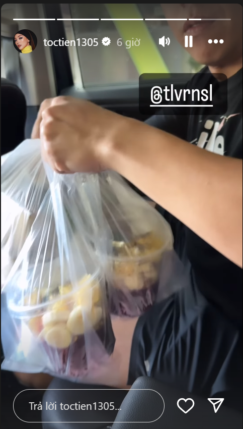 Tóc Tiên đòi quà chồng và cái kết được tặng hẳn... một ly chè và một ly nước. Tóc Tiên đòi quà chồng và cái kết được tặng hẳn... một ly chè và một ly nước.