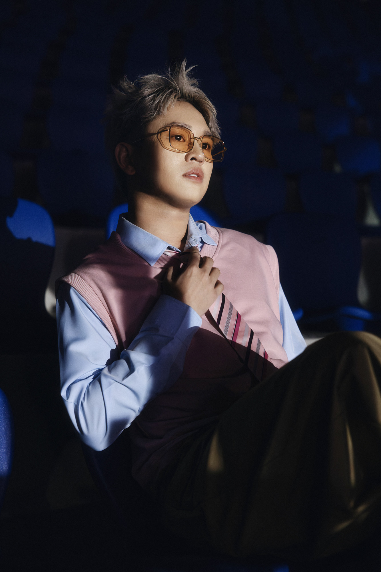 Trước khi làm việc cùng cơ quan chức năng, vào đêm 27/8, B Ray đã đăng bài nhận lỗi về những việc làm nông nổi khi còn trẻ.