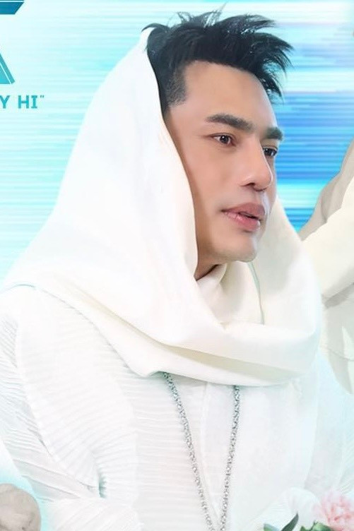 Dương Lâm xuất hiện với vai trò Quản gia kiêm &quot;Lớp phó trật tự&quot;.