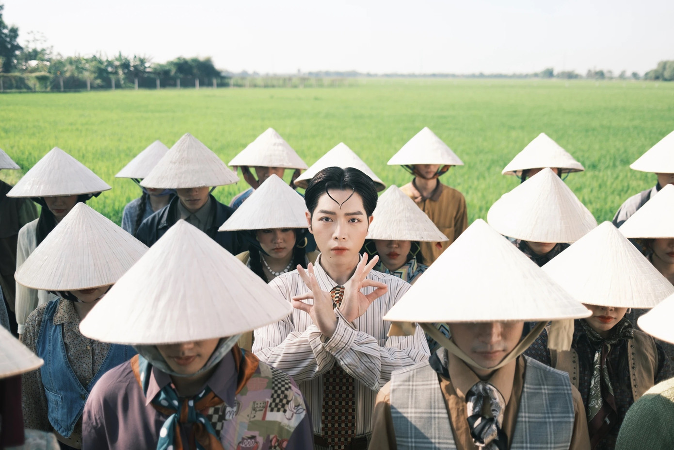 MV Đi Chùa Cầu Duyên được mong đợi sẽ "mở hàng" thành công cho một năm hoạt động âm nhạc bùng nổ của Đức Phúc.