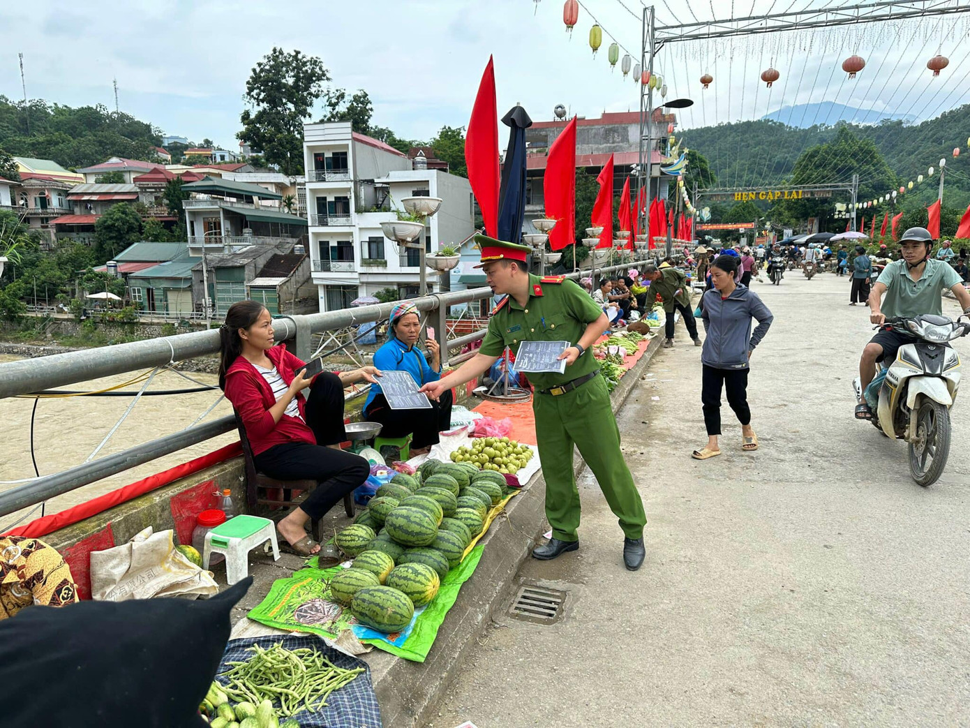 Ảnh: Tuổi Trẻ Thị trấn Bảo Lạc