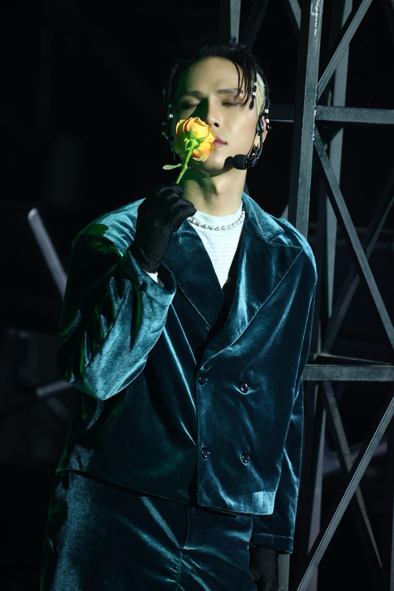 Đạo diễn Neko Lê hài hước chia sẻ: &quot;Kì này biết nhảy rồi nha&quot;.