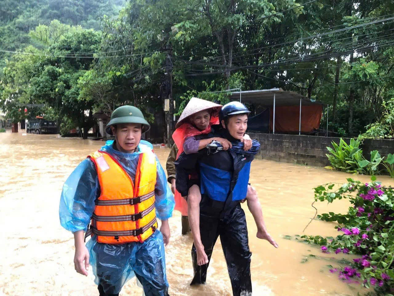 Ảnh: Tuổi trẻ huyện Tràng Định, tỉnh Lạng Sơn Ảnh: Tuổi trẻ huyện Tràng Định, tỉnh Lạng Sơn