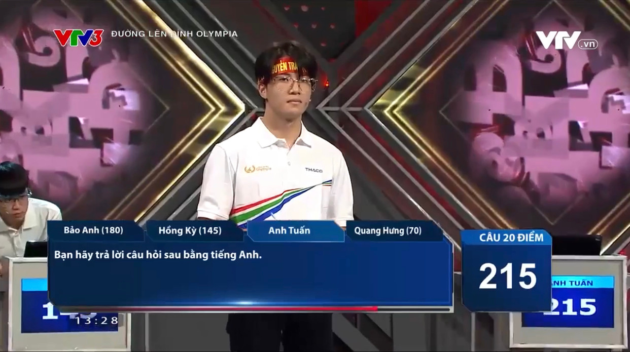 Anh Tuấn đã để mất điểm đầy nuối tiếc ở hai câu hỏi. Anh Tuấn đã để mất điểm đầy nuối tiếc ở hai câu hỏi.