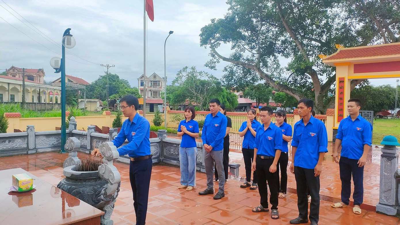 Ảnh: Đoàn Xã Dị Nậu