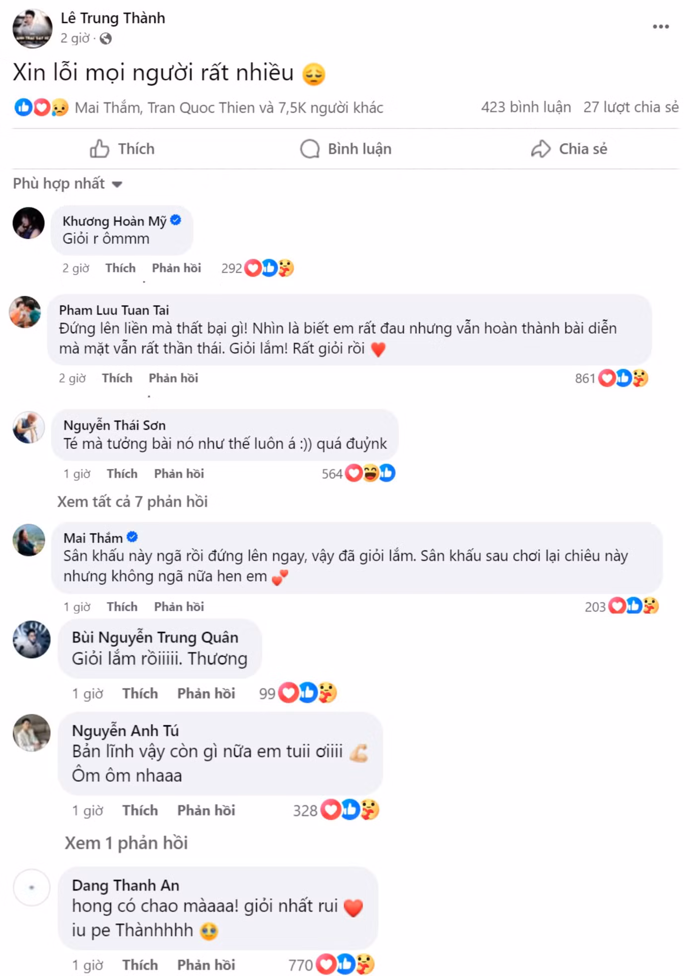 Nhiều bạn bè, đồng nghiệp gửi lời động viên đến Erik sau sự cố bất ngờ trong lúc trình diễn.