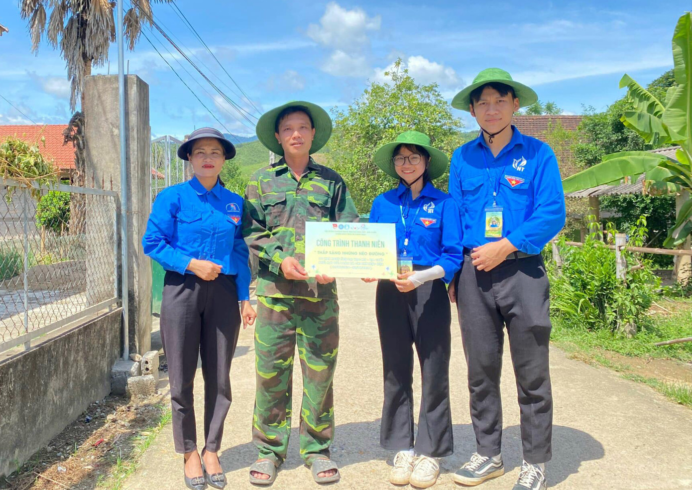Hội đồng hương Sinh viên Nghệ Tĩnh HUMG tích cực thực hiện những hoạt động ý nghĩa. Ảnh: Đoàn Thanh niên - Hội Sinh viên HUMG Hội đồng hương Sinh viên Nghệ Tĩnh HUMG tích cực thực hiện những hoạt động ý nghĩa. Ảnh: Đoàn Thanh niên - Hội Sinh viên HUMG