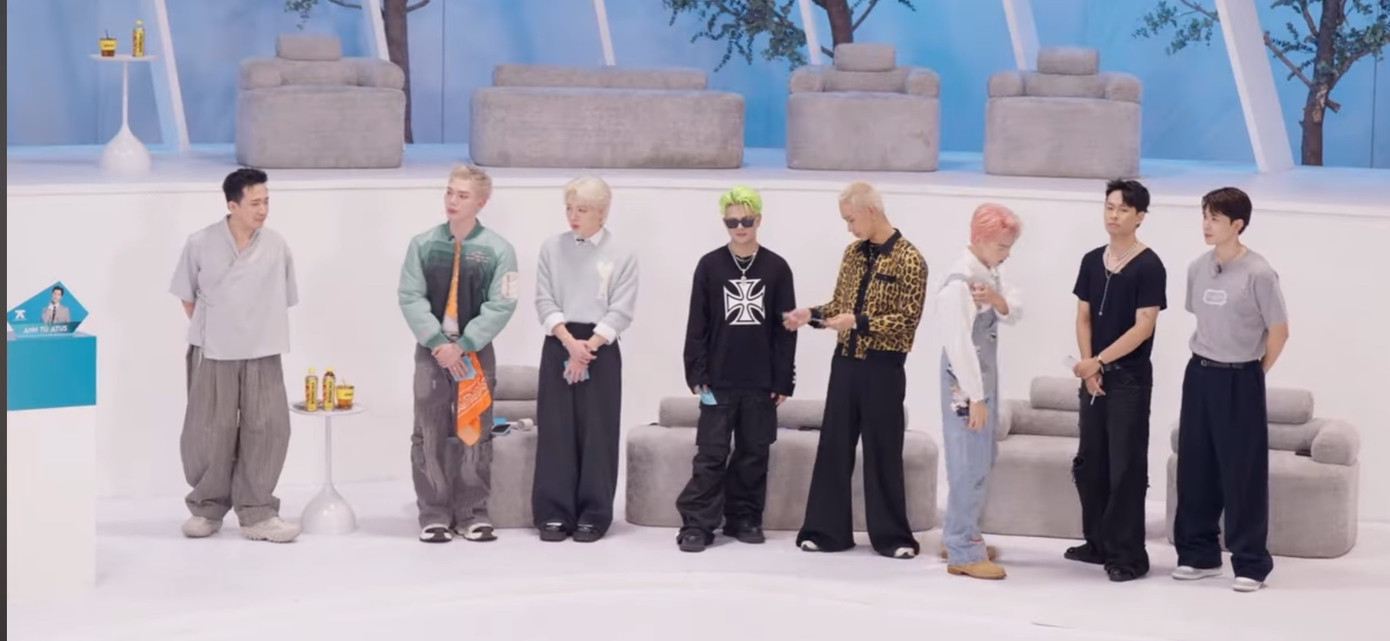 Càng về sau, số lượng "anh trai" bị loại càng nhiều khiến áp lực ở vị trí đội trưởng trở nên nặng nề hơn. Càng về sau, số lượng "anh trai" bị loại càng nhiều khiến áp lực ở vị trí đội trưởng trở nên nặng nề hơn.