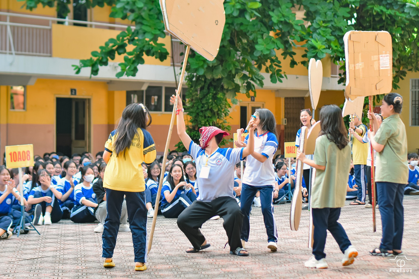 NTHers "quẩy" hết mình trong vô vàn hoạt động ngoại khóa. Ảnh: NTH's Photography and Design Club NTHers "quẩy" hết mình trong vô vàn hoạt động ngoại khóa. Ảnh: NTH's Photography and Design Club