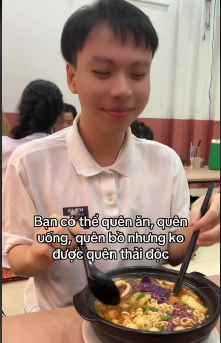 Nhiều teen bắt trend bằng tất cả "nội công". Ảnh: Chú Tín