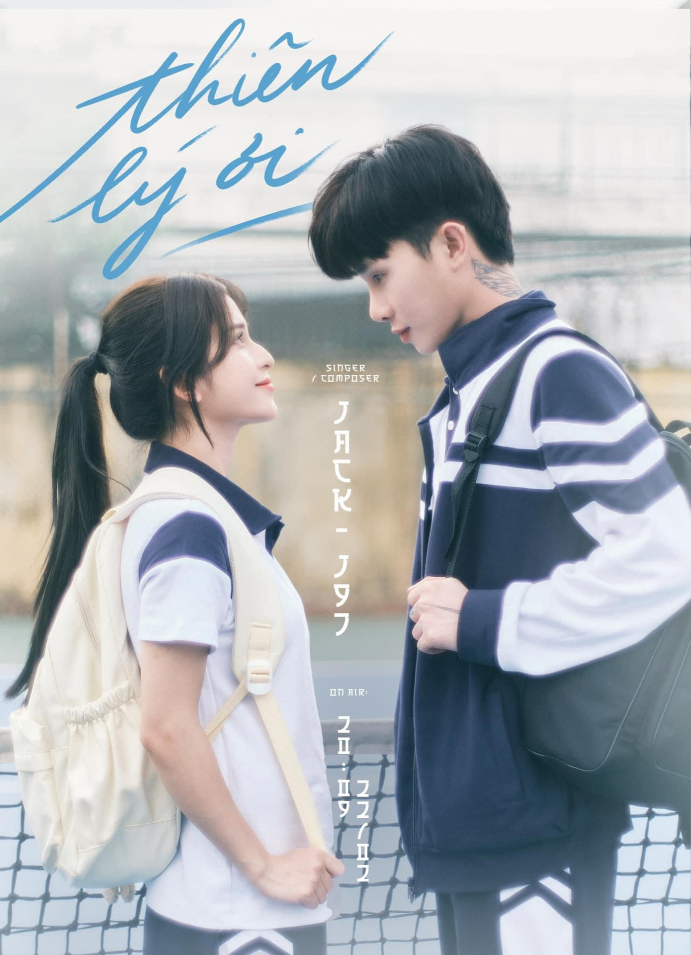 MV Thiên Lý Ơicủa Jack nhận về nhiều ý kiến trái chiều. MV Thiên Lý Ơicủa Jack nhận về nhiều ý kiến trái chiều.