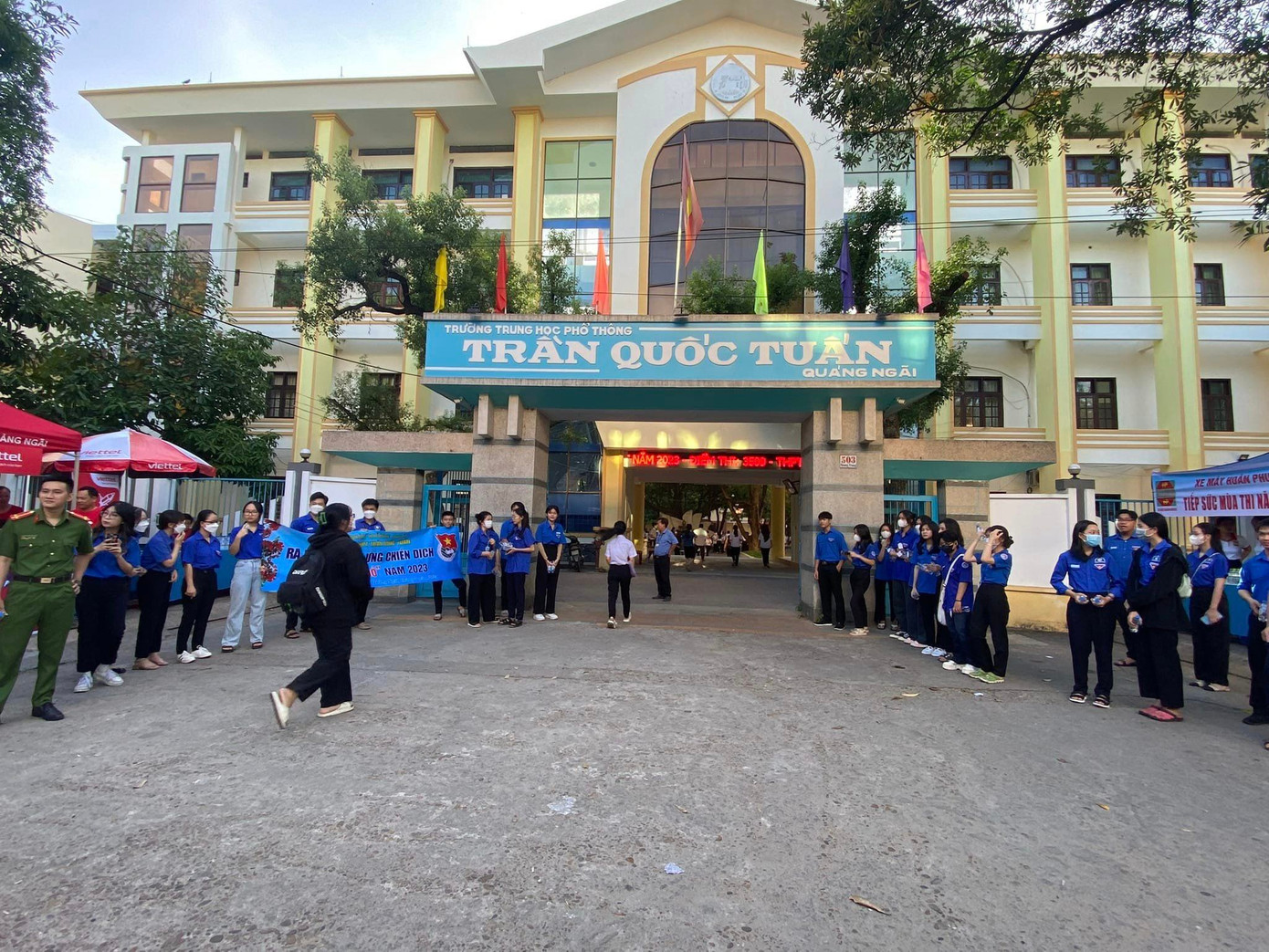 Ảnh: Fanpage Tuổi Trẻ Trường THPT Trần Quốc Tuấn Quảng Ngãi. Ảnh: Fanpage Tuổi Trẻ Trường THPT Trần Quốc Tuấn Quảng Ngãi.