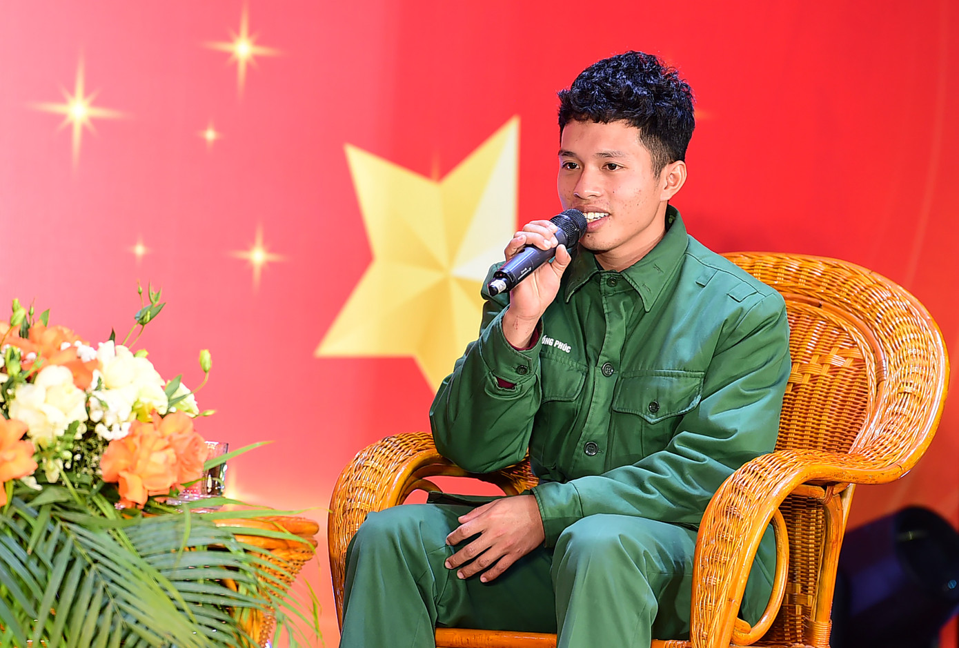 Lê Hồng Phúc - quân nhân xuất ngũ tiêu biểu, chia sẻ tại chương trình. Ảnh: Xuân Tùng