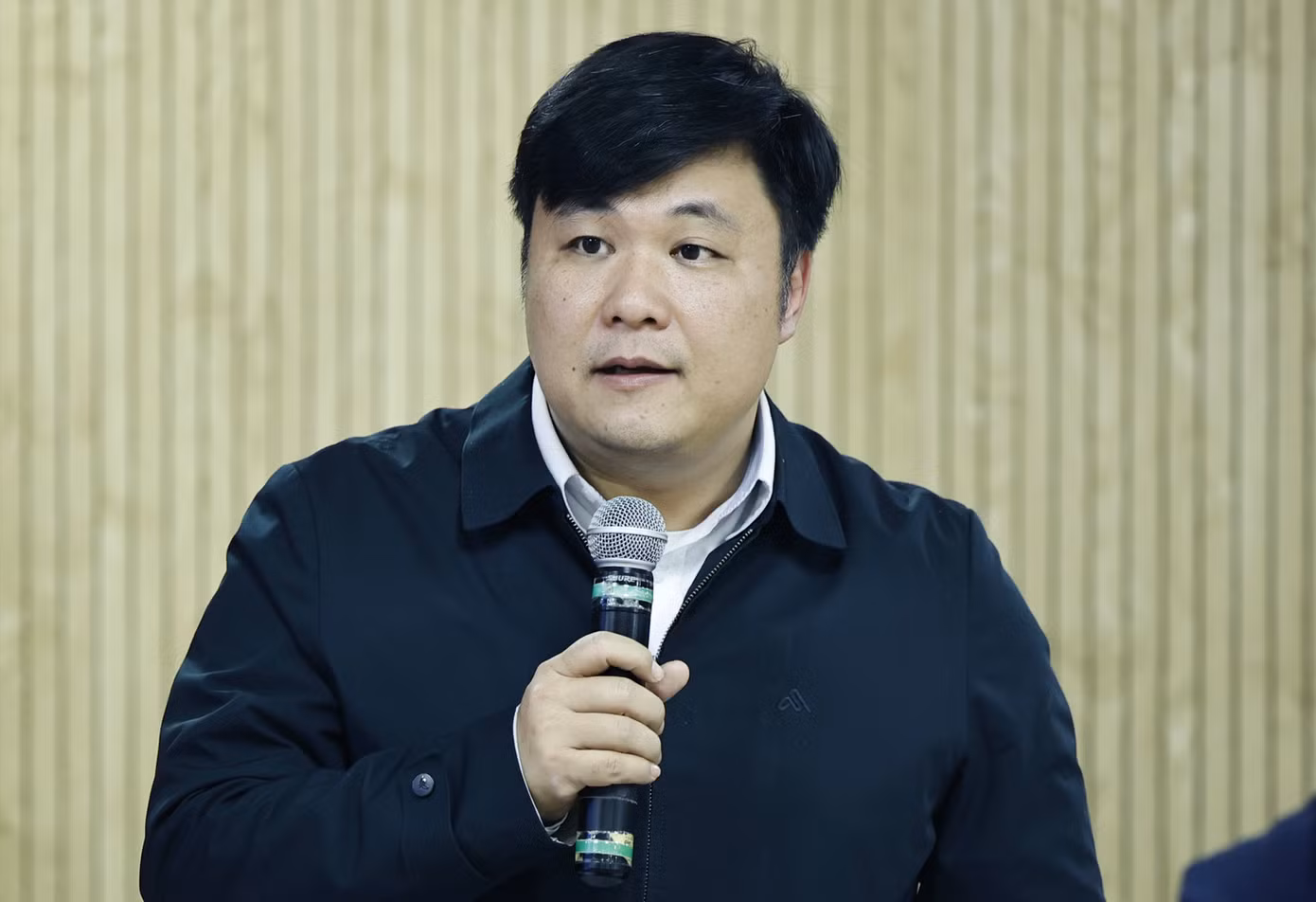 Thành viên Hội đồng xét tặng Giải thưởng Gương mặt trẻ Việt Nam tiêu biểu năm 2024 lần thứ 1 trao đổi ý kiến tại cuộc họp.