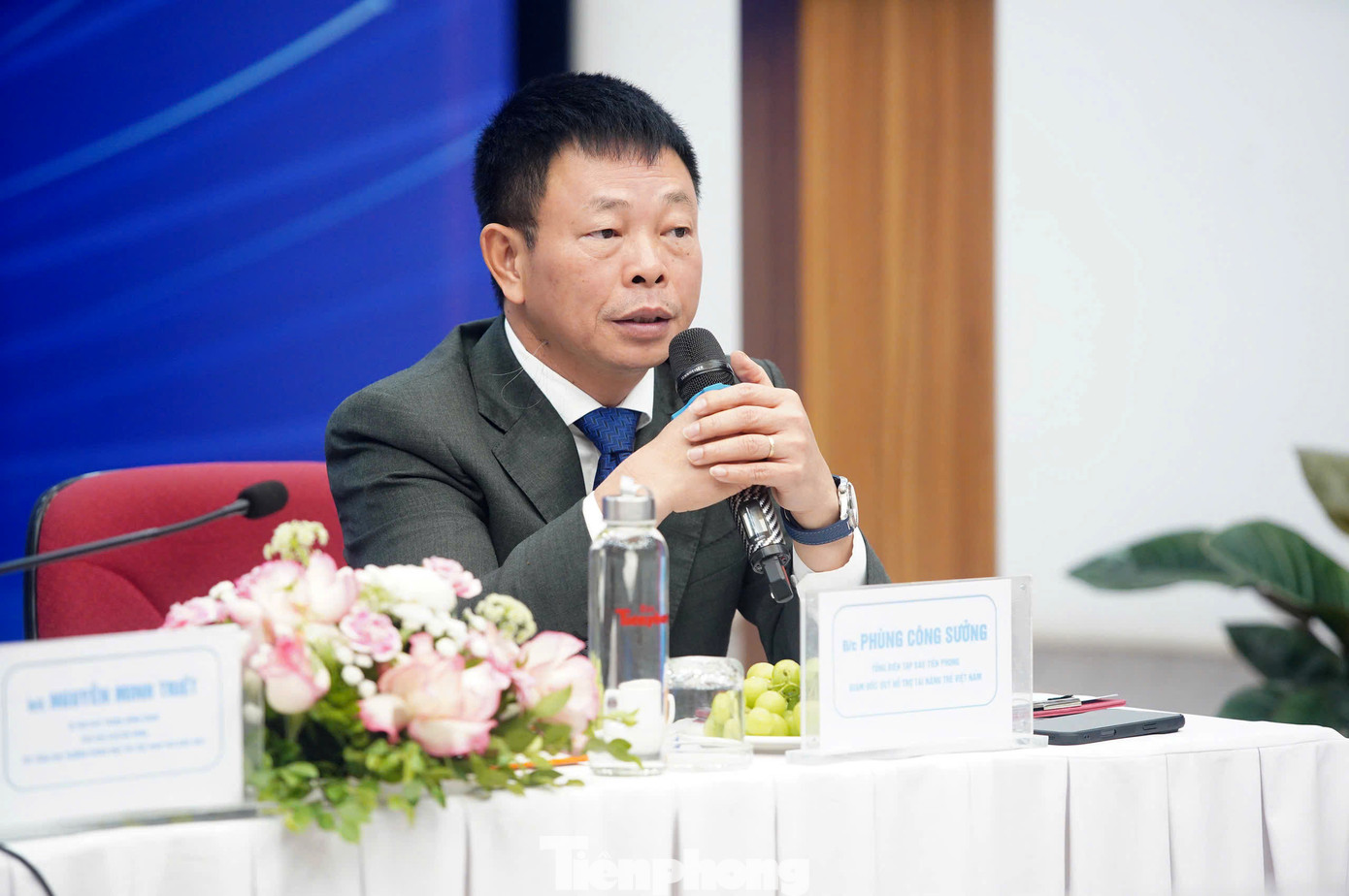 Nhà báo Phùng Công Sưởng cho biết: Giải thưởng Gương mặt trẻ Việt Nam tiêu biểu luôn đề cao tiêu chí truyền cảm hứng và lan tỏa giá trị tích cực, và mỗi năm, chất lượng hồ sơ đều có sự khác biệt đáng kể giữa các lĩnh vực. Năm nay, có thể nói là một năm “được mùa” tài năng trẻ, khi nhiều lĩnh vực có sự bứt phá mạnh mẽ, đặc biệt là Học tập và Nghiên cứu khoa học – Sáng tạo. So với năm ngoái, đơn vị thường trực ghi nhận số lượng tiến sĩ trẻ tham gia đề cử đã tăng thêm 21 người, điều này thể hiện sự đầu tư mạnh mẽ của thế hệ trẻ vào tri thức, nghiên cứu khoa học và đổi mới sáng tạo.