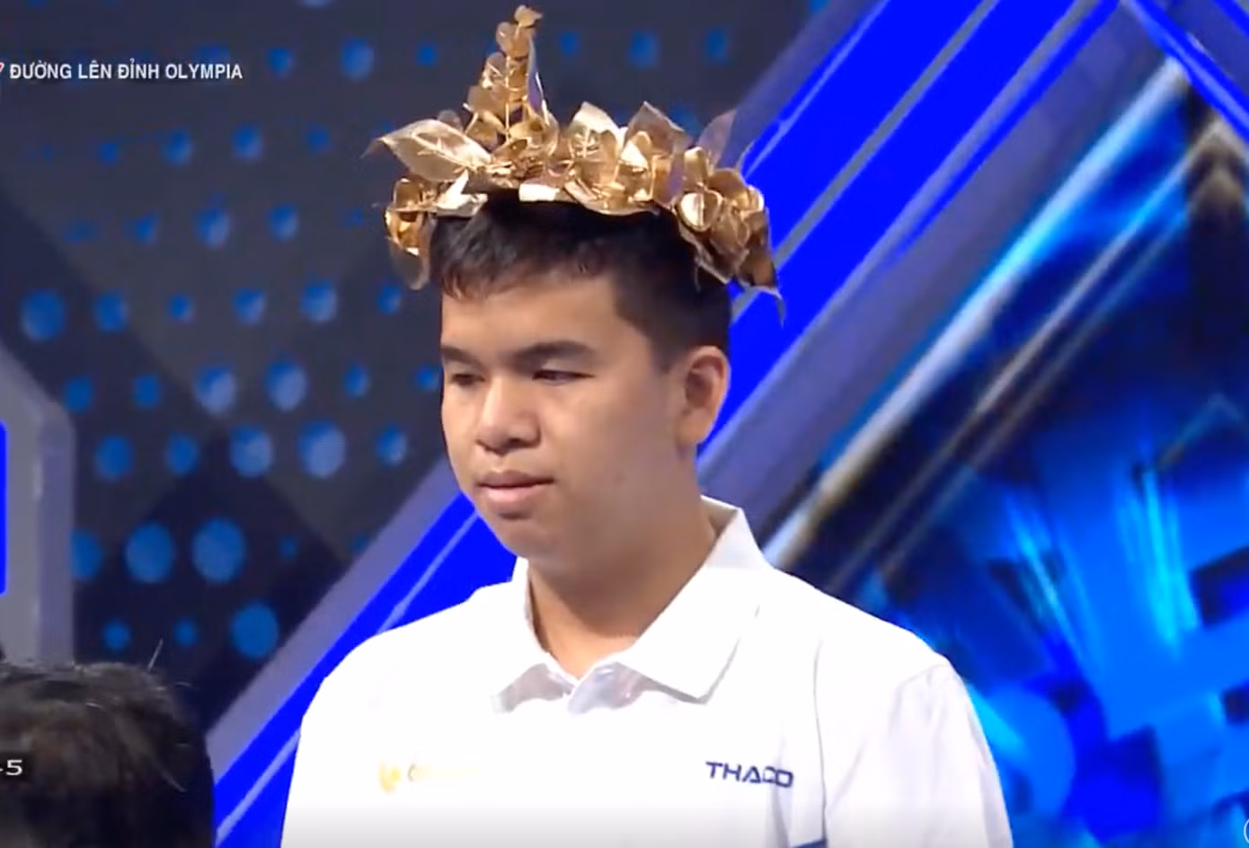 Nam sinh Thái Bình Đỗ Hà Trung giành vòng nguyệt quế với điểm số 200 Nam sinh Thái Bình Đỗ Hà Trung giành vòng nguyệt quế với điểm số 200