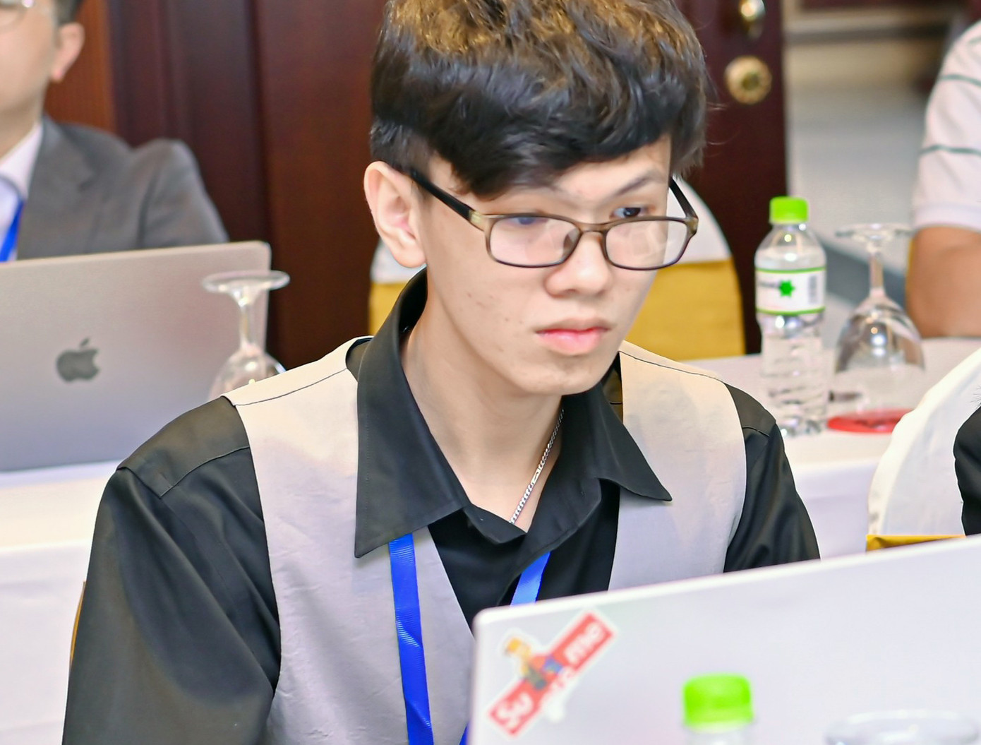 Nguyễn Quốc Khang từ yêu thích khám phá máy tính đến đam mê nghiên cứu ứng dụng công nghệ. Ảnh: NVCC