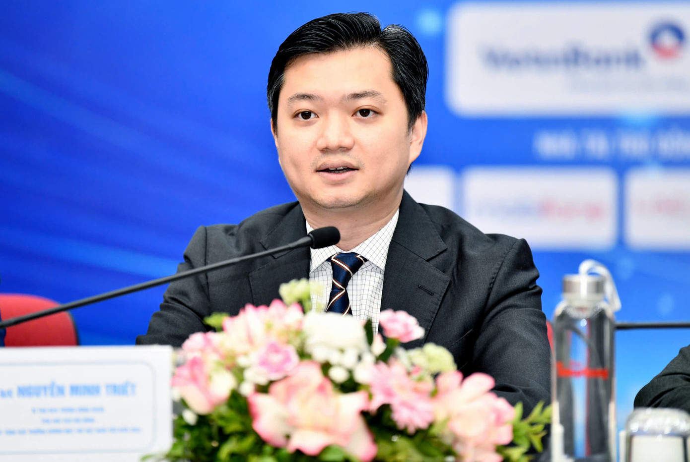 Trao đổi về việc đánh giá, lựa chọn đề cử ở các lĩnh vực, anh Nguyễn Minh Triết cho biết: Chúng tôi thống nhất trong Hội đồng, đối với những lĩnh vực có nhiều đề cử chất lượng so với những lĩnh vực ít đề cử chất lượng hơn, sẽ có sự điều chỉnh số lượng đề cử. Vì vậy, có lĩnh vực có 1 đề cử, có lĩnh vực có 2 đề cử, có lĩnh vực 3 đề cử.