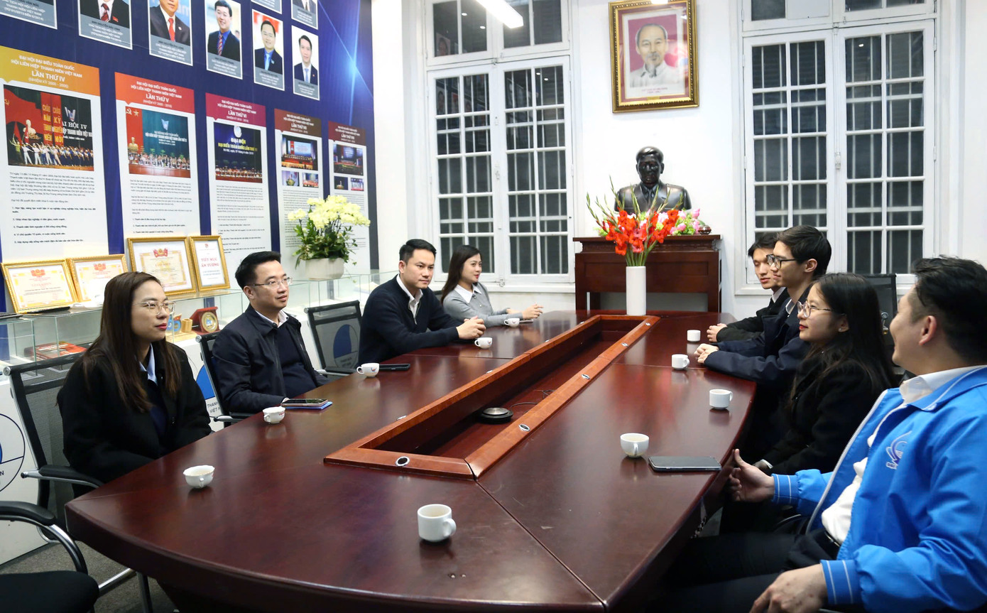 Quang cảnh buổi làm việc. Ảnh: Lâm Đăng Hải