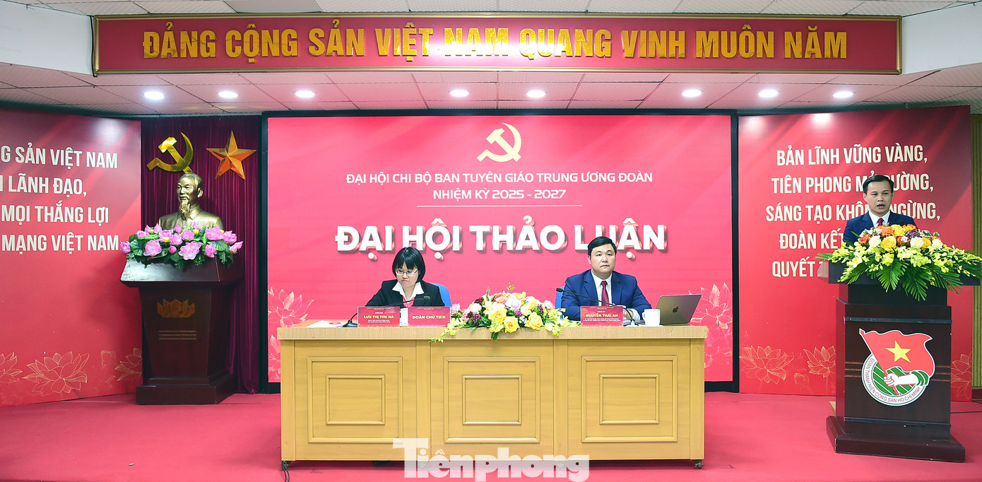 Các đại biểu tham luận tại Đại hội. Ảnh: Xuân Tùng Các đại biểu tham luận tại Đại hội. Ảnh: Xuân Tùng