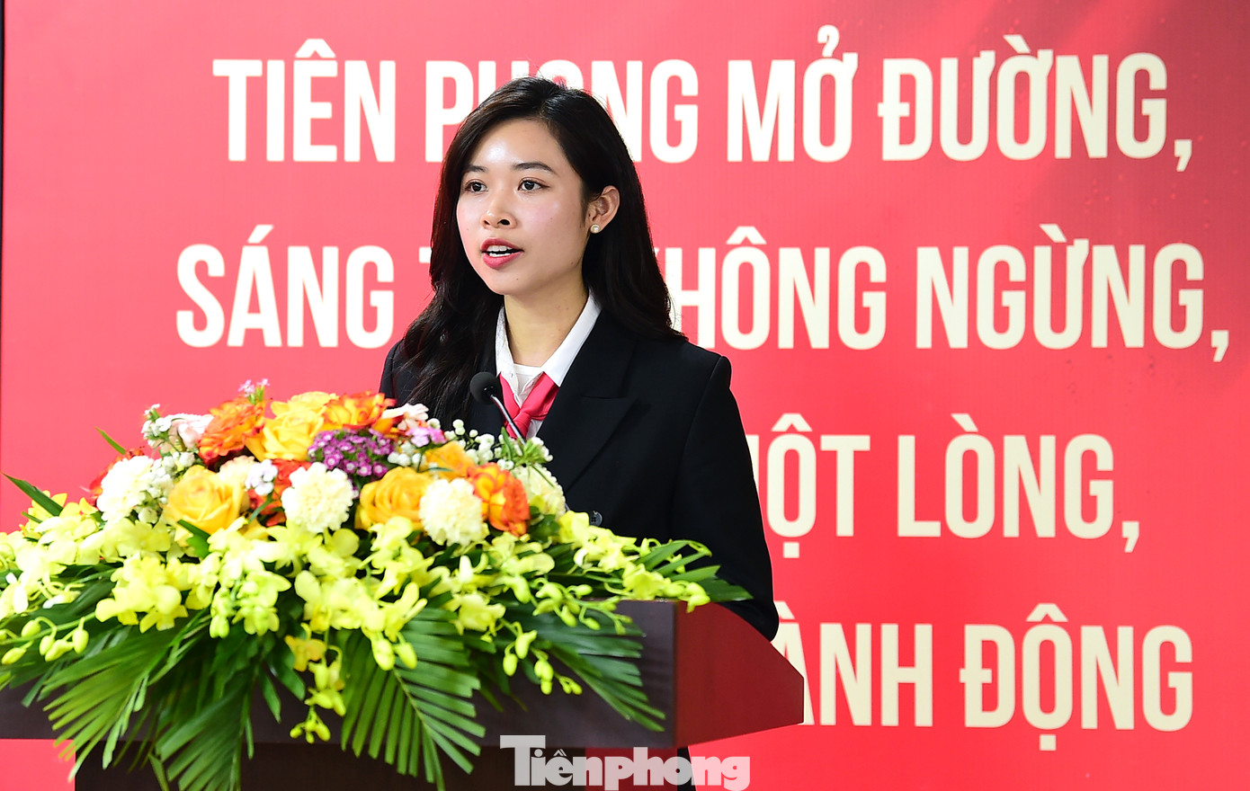 Các đại biểu tham luận tại Đại hội. Ảnh: Xuân Tùng Các đại biểu tham luận tại Đại hội. Ảnh: Xuân Tùng