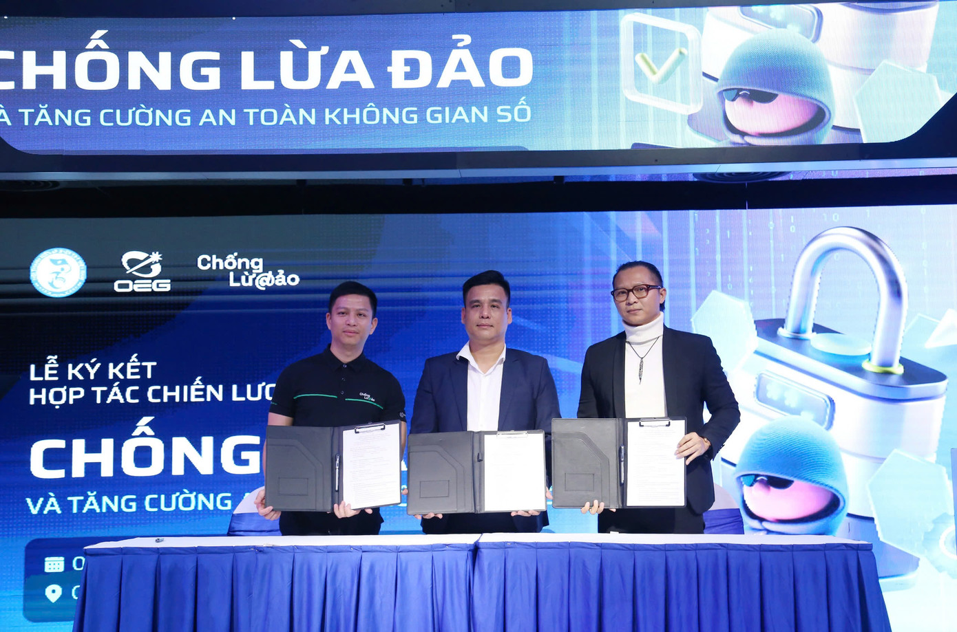 Ba đơn vị kí kết chương trình hợp tác với nhau. Ảnh: BTC Ba đơn vị kí kết chương trình hợp tác với nhau. Ảnh: BTC