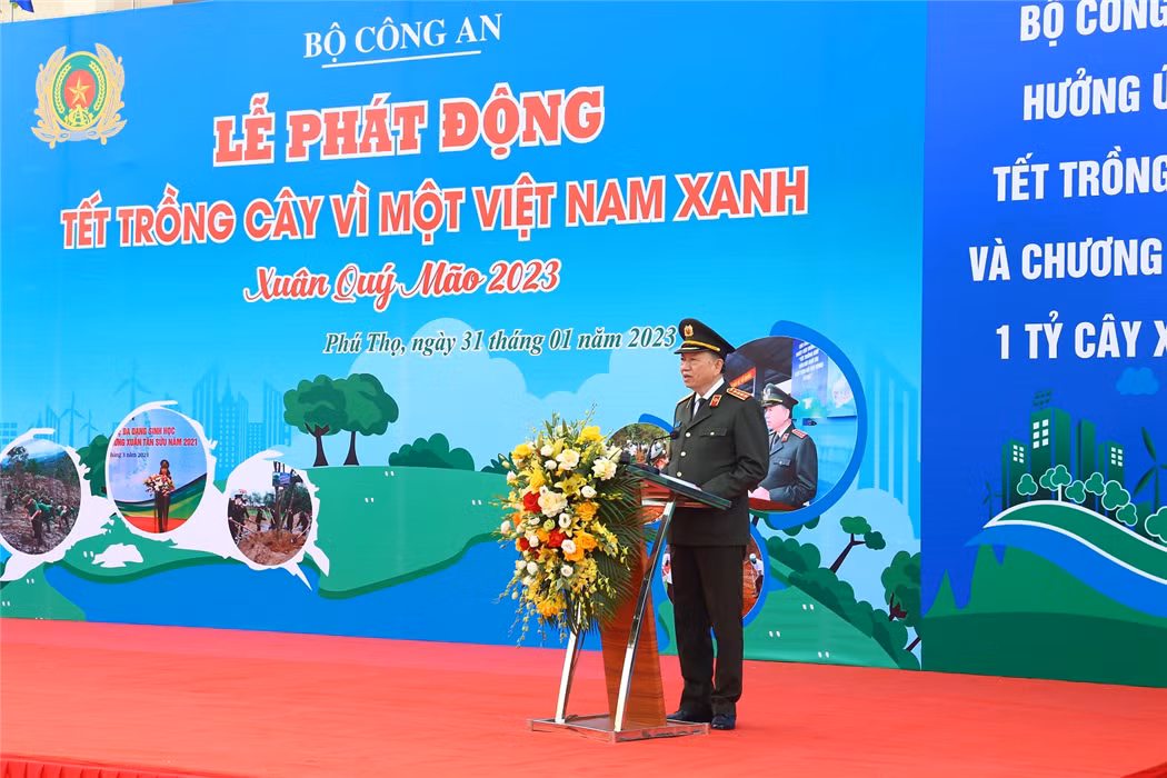 Bộ trưởng Tô Lâm phát biểu tại lễ trồng cây ‘Vì một Việt Nam xanh’.