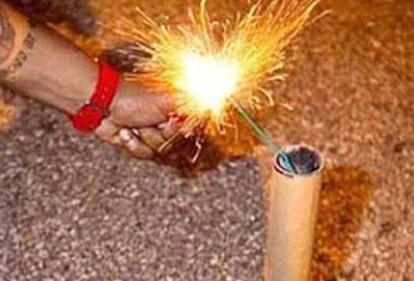 Anh L. tử vong khi kiểm tra ngòi pháo.