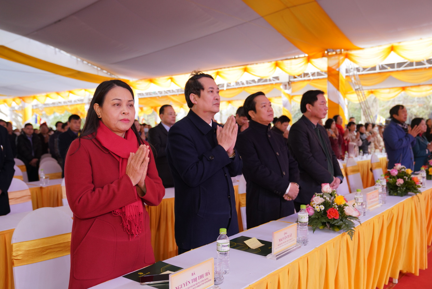 Các vị chức sắc tỉnh Ninh Bình tham dự lễ hội. Ảnh: Đ.H