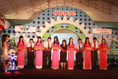 Khai mạc triển lãm Robocon Techshow