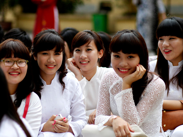 Đón chào năm học mới với nét mặt rạng ngời. Đón chào năm học mới với nét mặt rạng ngời