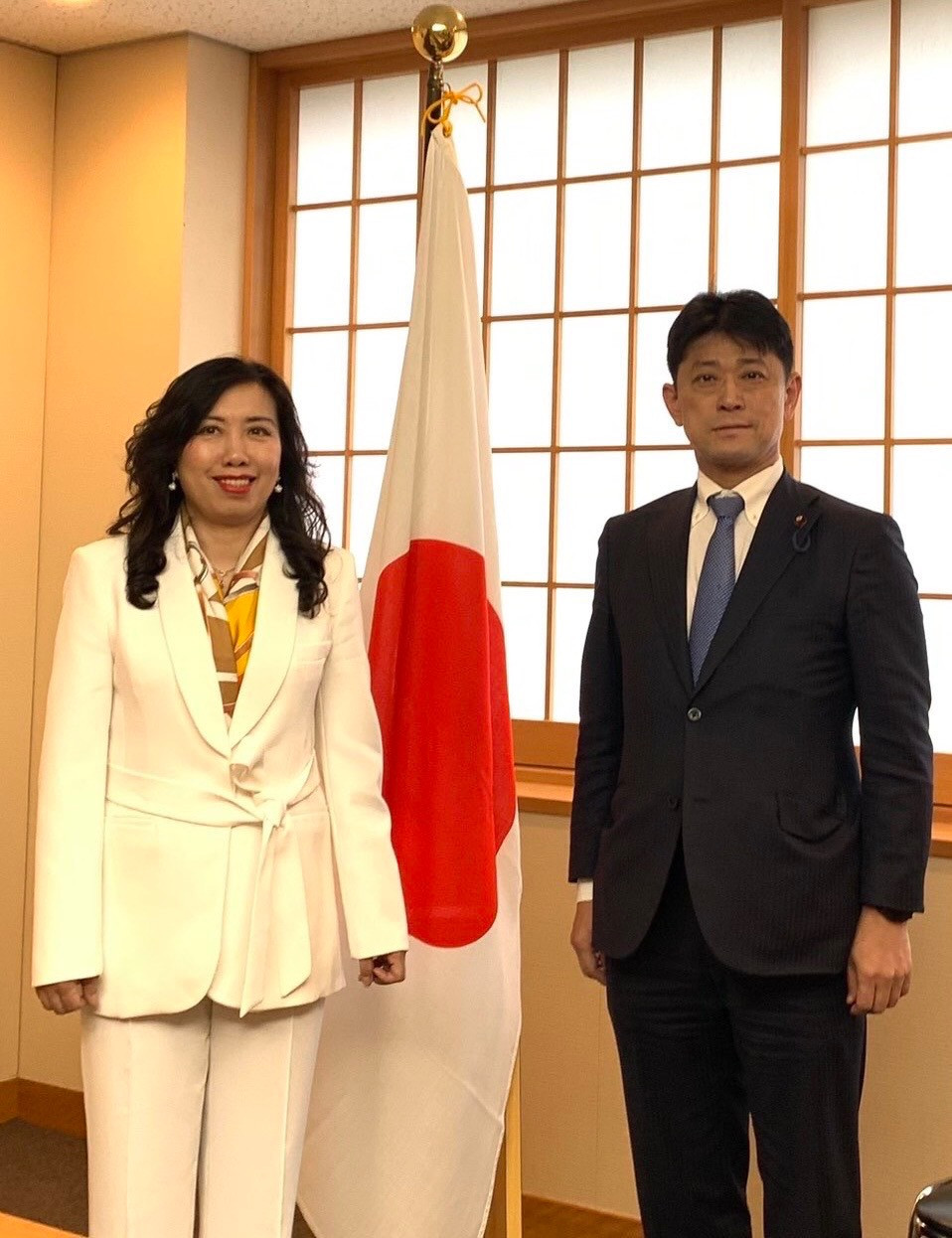 Thứ trưởng Bộ Ngoại giao Lê Thị Thu Hằng gặp gỡ Thứ trưởng Bộ ngoại giao Nhật Bản Komura Masahiro. Thứ trưởng Bộ Ngoại giao Lê Thị Thu Hằng gặp gỡ Thứ trưởng Bộ ngoại giao Nhật Bản Komura Masahiro.