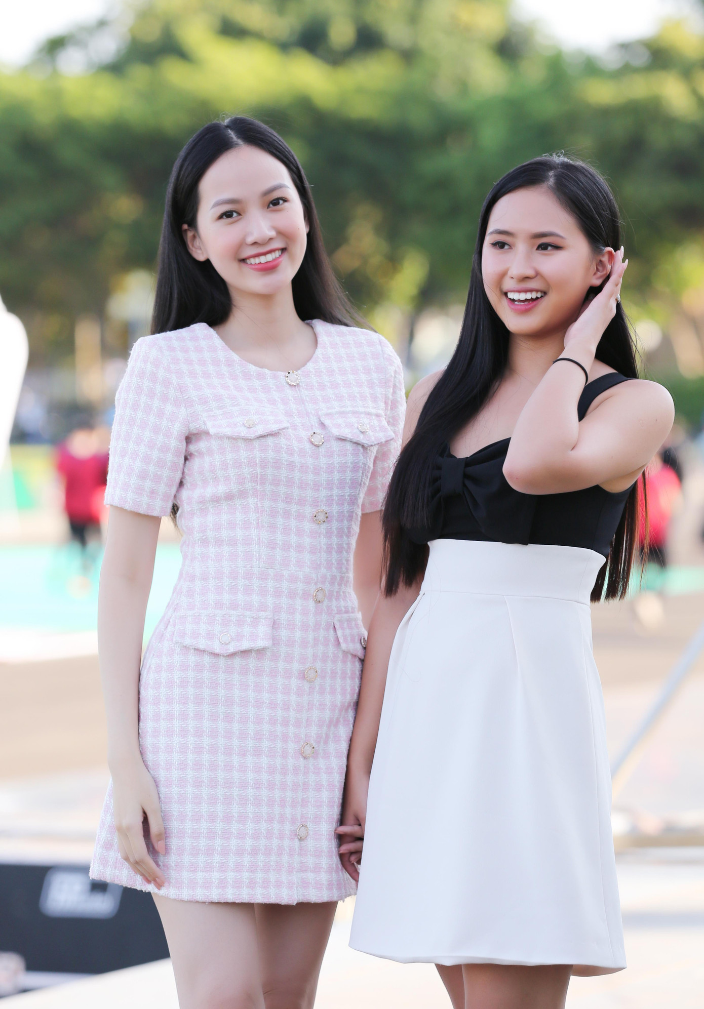 Phương Quỳnh và Người đẹp Thể thao Phù Bảo Nghi cùng tham gia giải Vô địch Quốc gia Marathon và cự ly dài Báo Tiền phong. Ảnh: Trọng Tài.