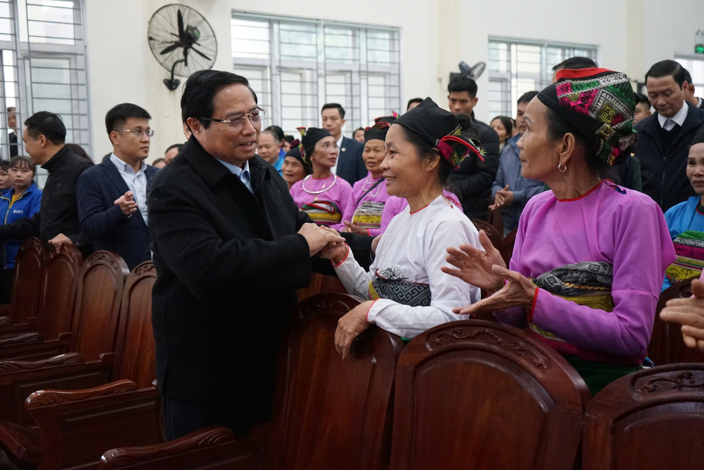 Thủ tướng Phạm Minh Chính chúc Tết người dân tại huyện Ngọc Lặc