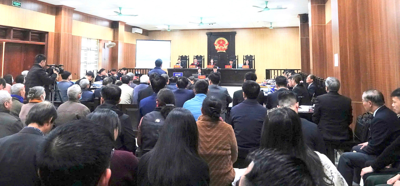 Toàn cảnh phiên toà Toàn cảnh phiên toà