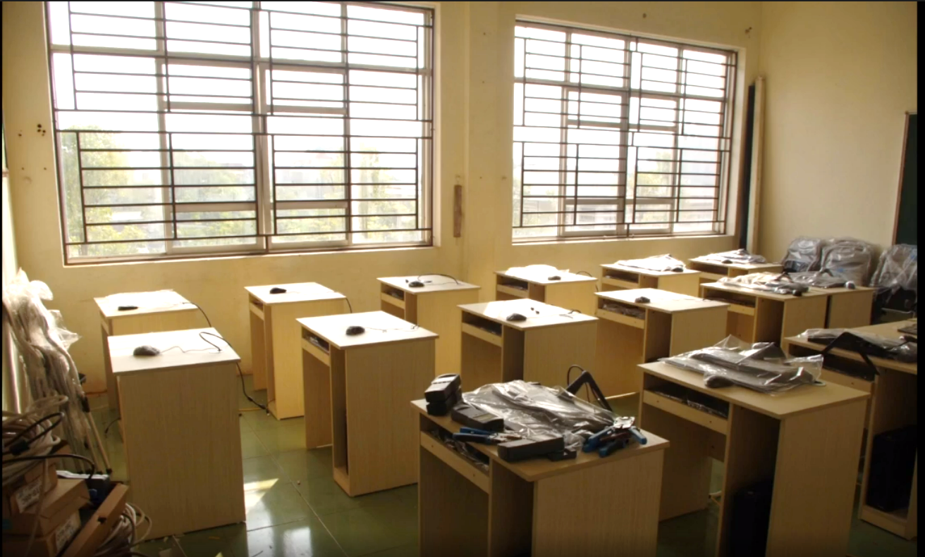 Hiện trường phòng thực hành bị mất nhiều trang thiết bị Hiện trường phòng thực hành bị mất nhiều trang thiết bị