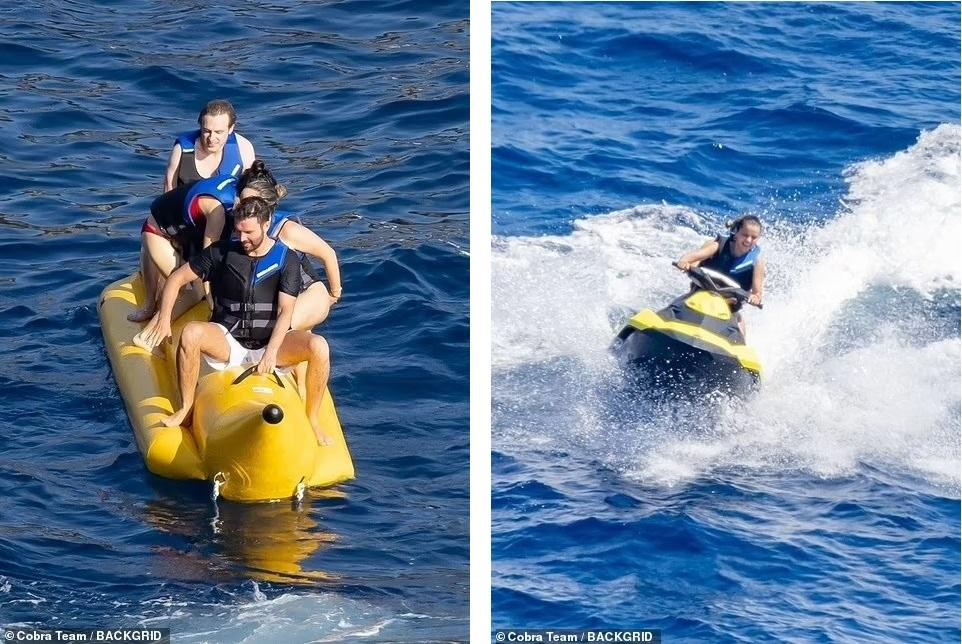 Selena nhận được nhiều đánh giá tích cực về diễn xuất trong tác phẩm đề tài tội phạm hài - bí ẩn.