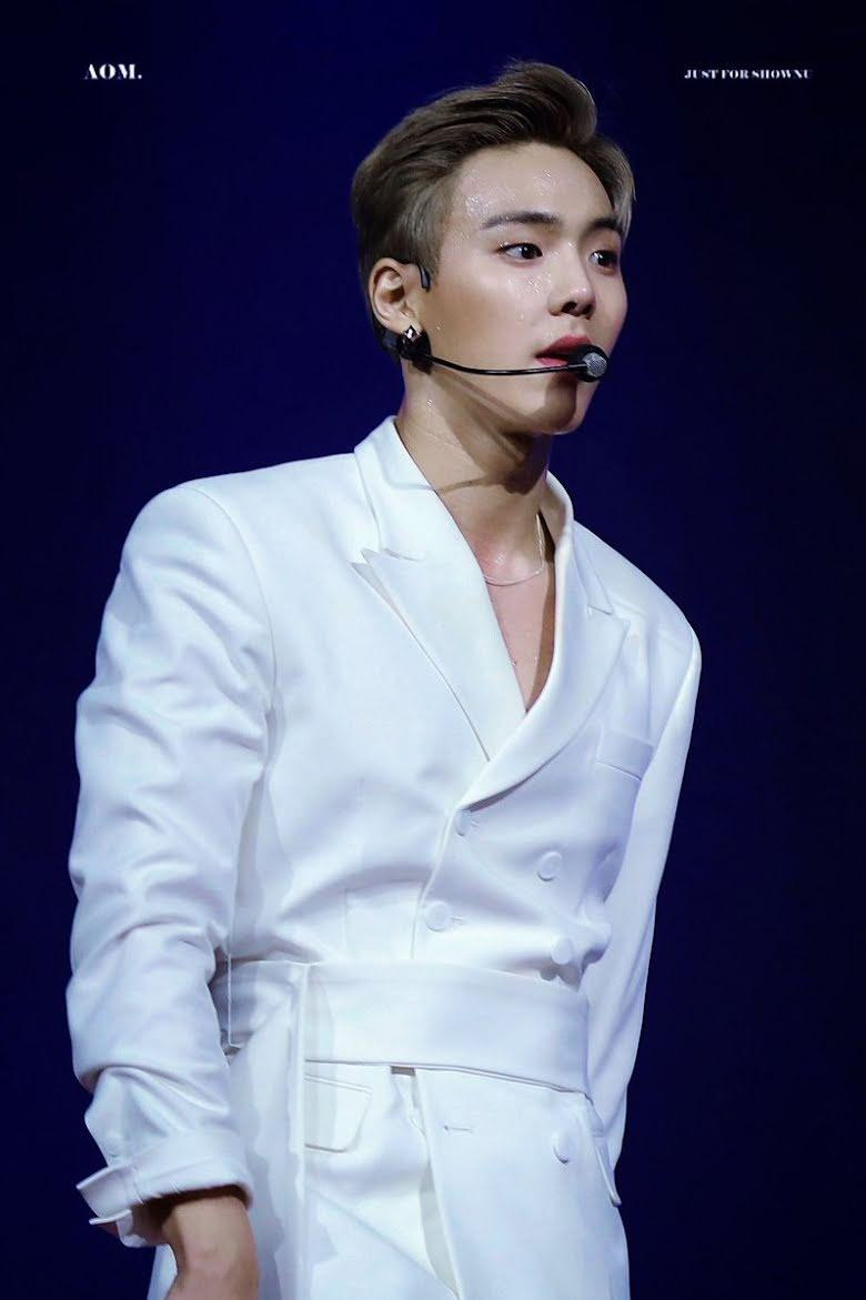 Shownu là trưởng nhóm MONSTA X.