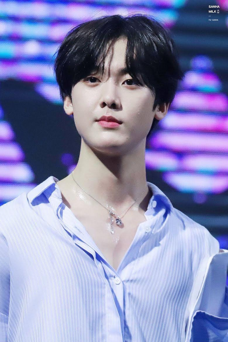 Sanha (SN 2000) là em út nhóm nhạc nam Astro. Anh nhận được 8 phiếu bầu.